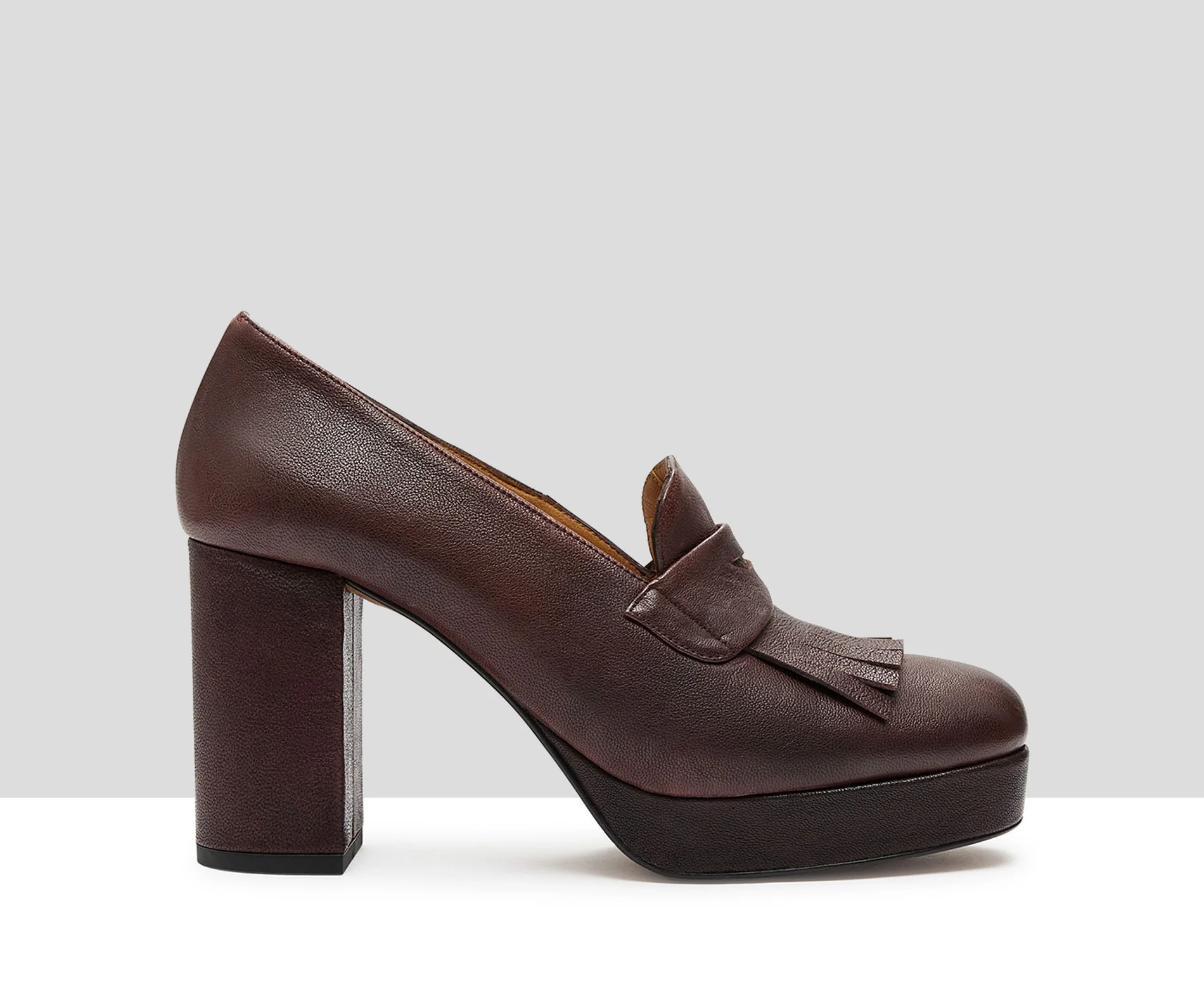 Zapato de mujer en piel con tacón alto. Ianira - Image 2
