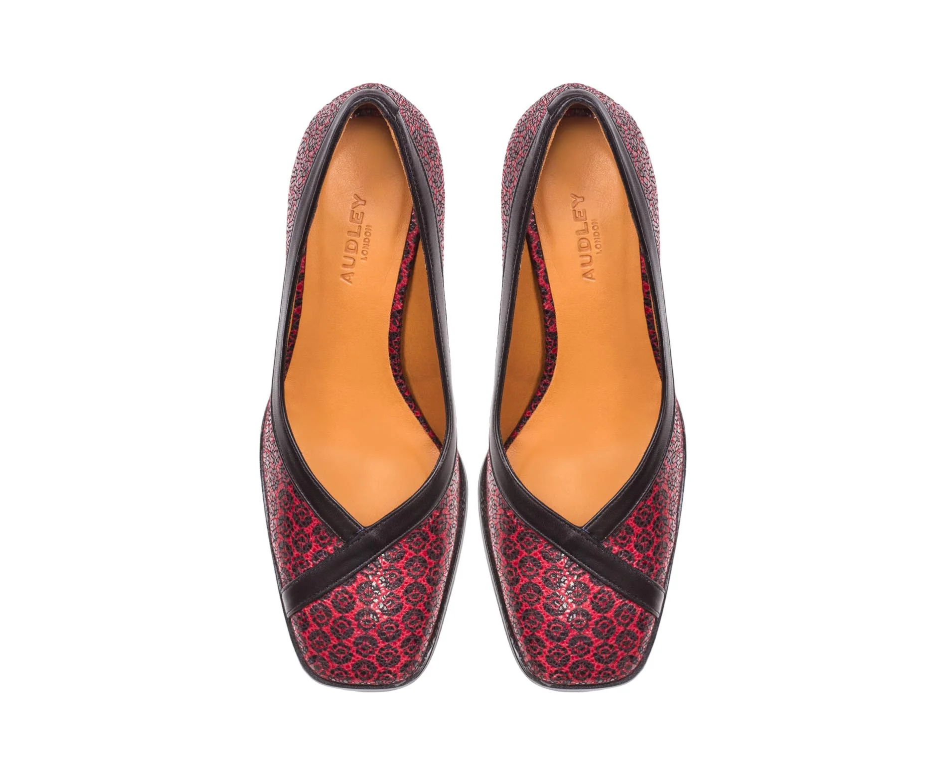 Zapato de mujer en piel con tacón medio. Edurne - Image 3