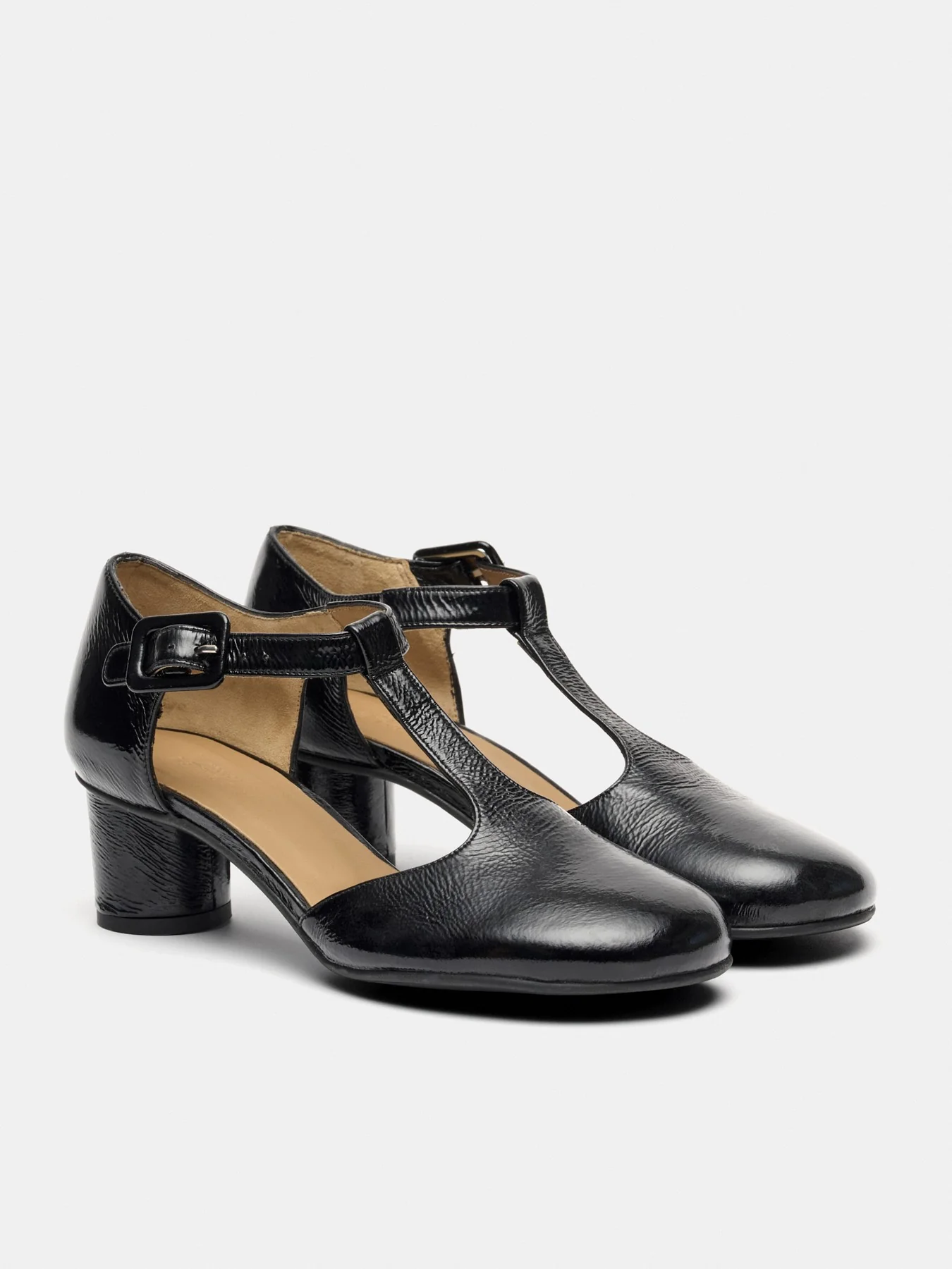 Zapato de mujer en piel con tacón bajo. Maite - Image 3