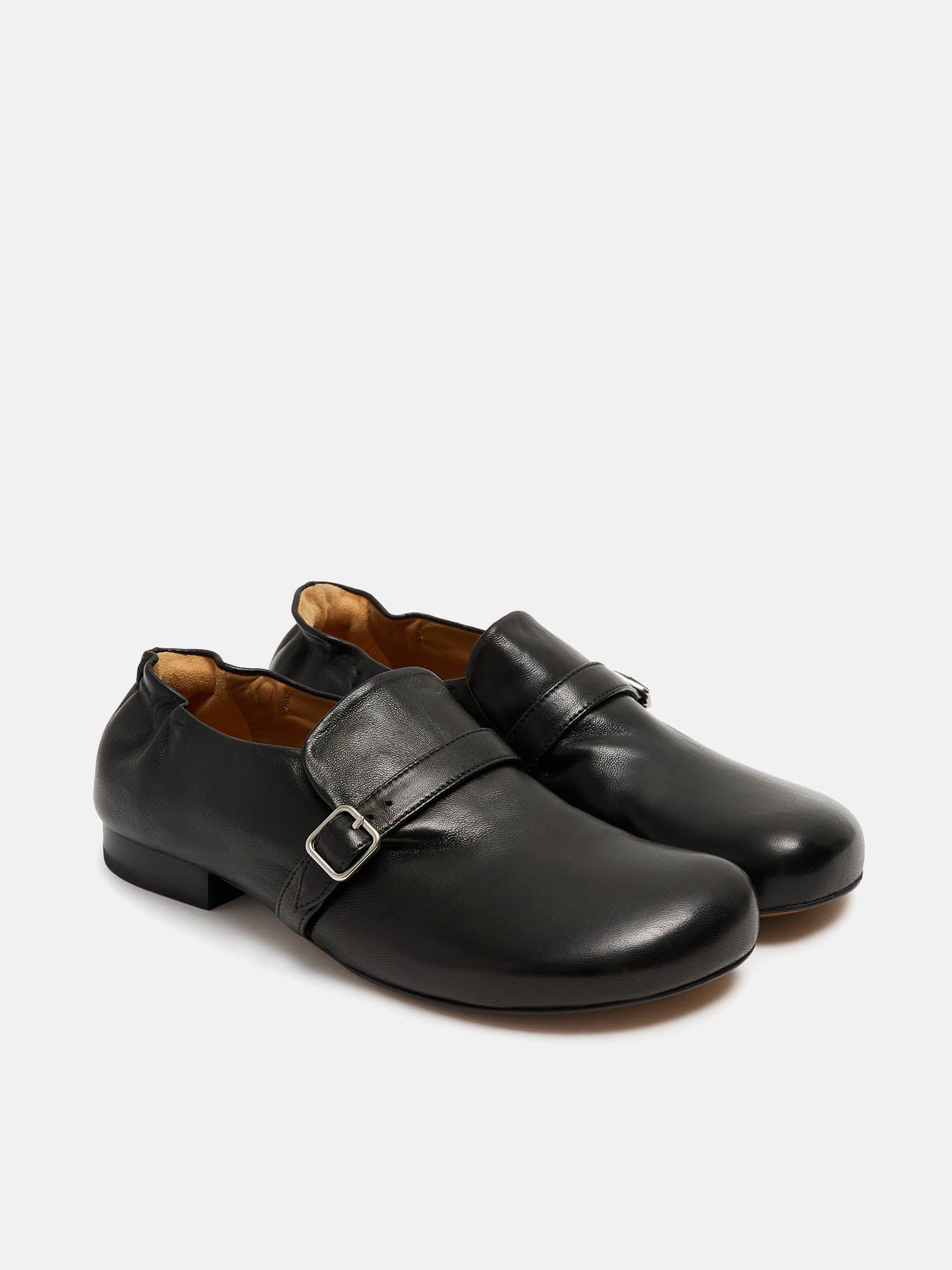 Zapato de mujer en piel con tacón bajo. Nuris - Image 3